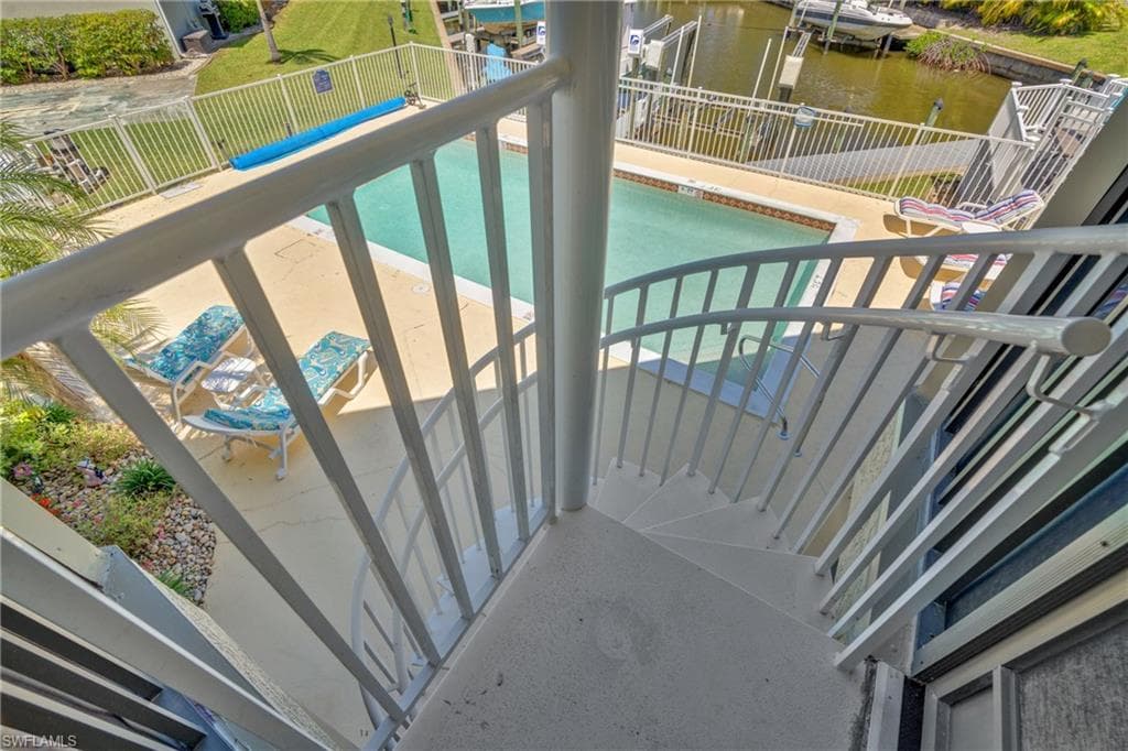 4708 SW 8th PL 203-35
