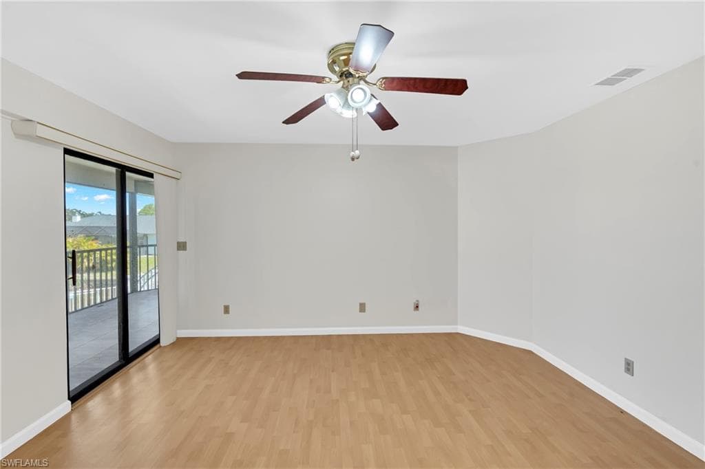 4708 SW 8th PL 203-27