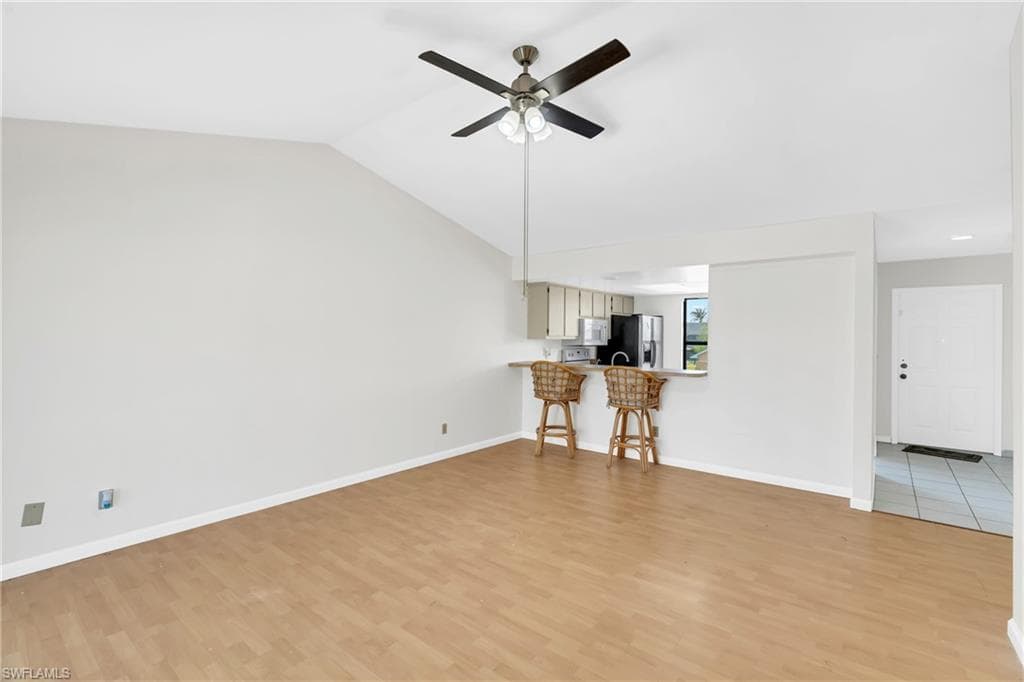 4708 SW 8th PL 203-23