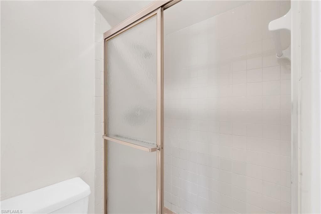 4708 SW 8th PL 203-29