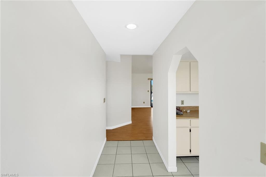 4708 SW 8th PL 203-13