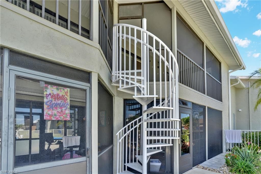 4708 SW 8th PL 203-36