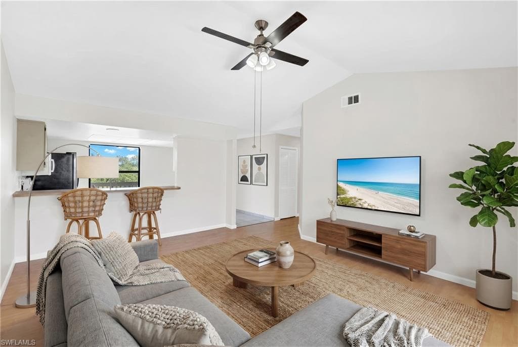 4708 SW 8th PL 203-18