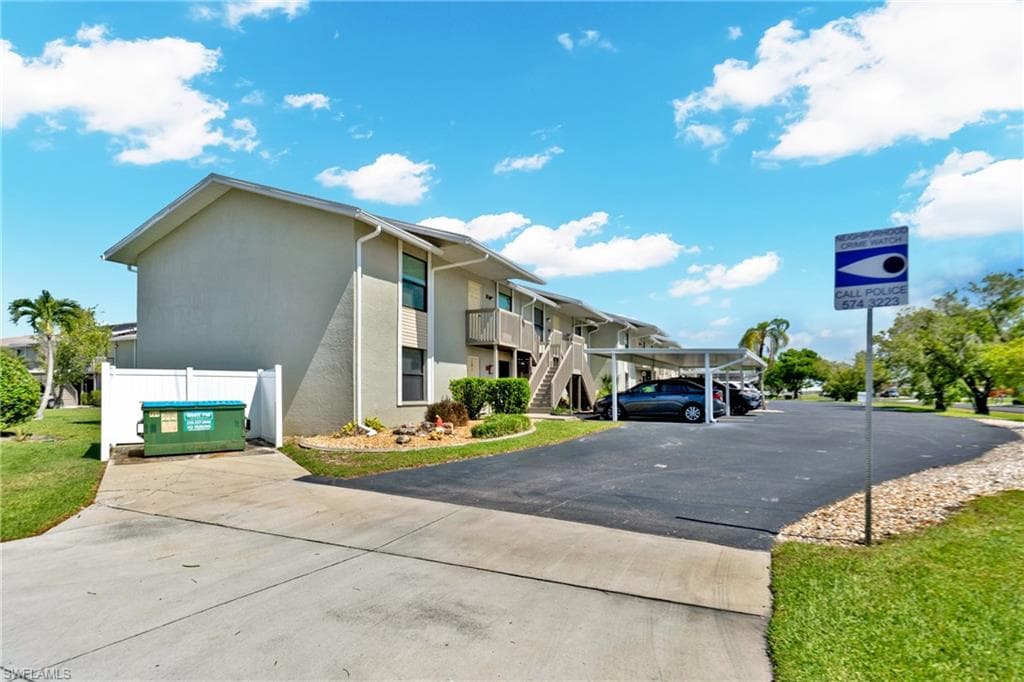 4708 SW 8th PL 203-7