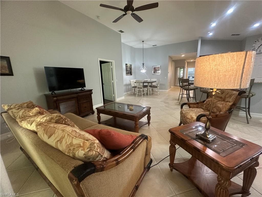2004 Tarpon Bay DR N 201-15