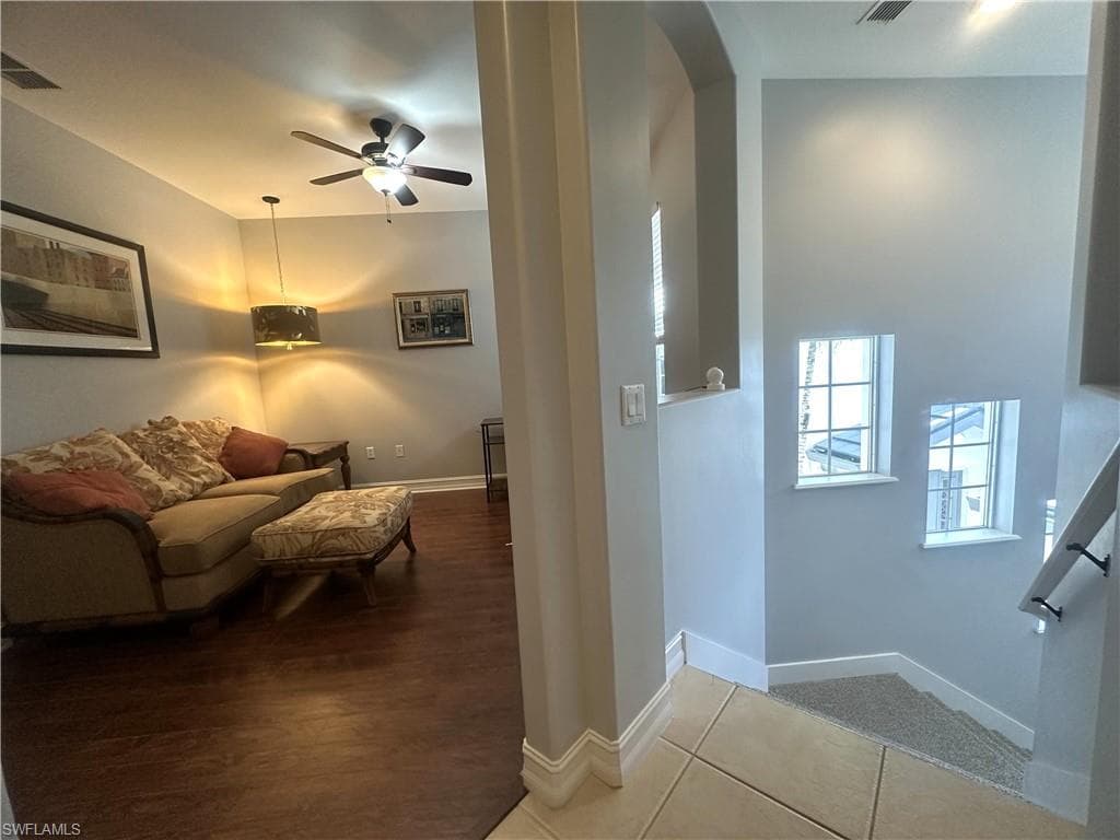 2004 Tarpon Bay DR N 201-6