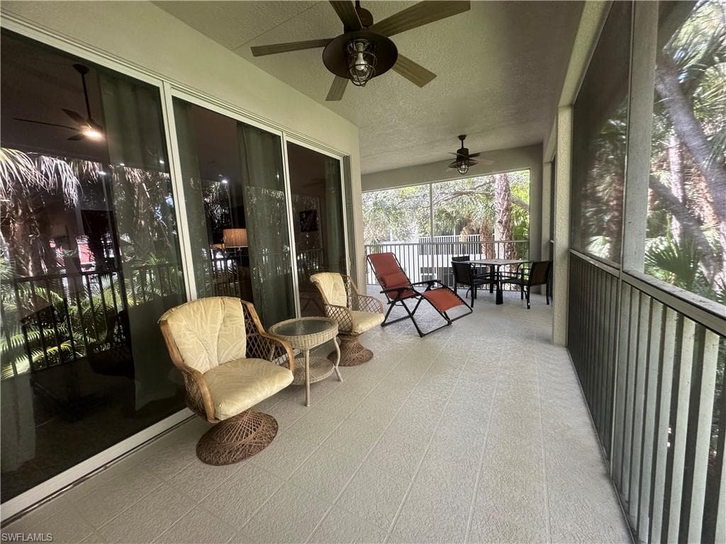 2004 Tarpon Bay DR N 201-31