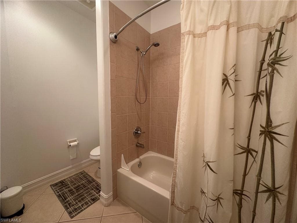 2004 Tarpon Bay DR N 201-27