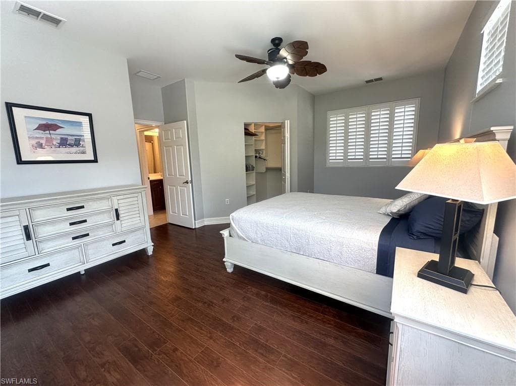 2004 Tarpon Bay DR N 201-29
