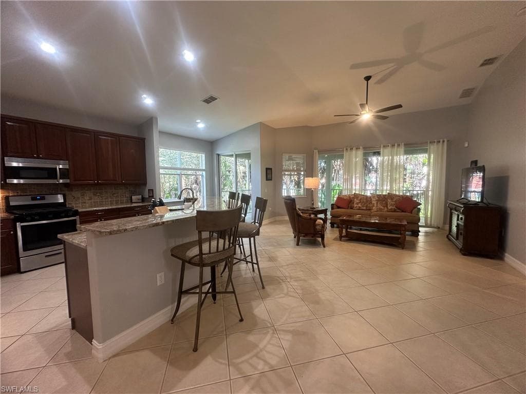 2004 Tarpon Bay DR N 201-9