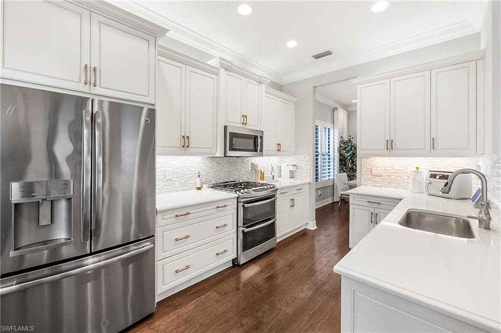 4158 Aspen Chase DR-9