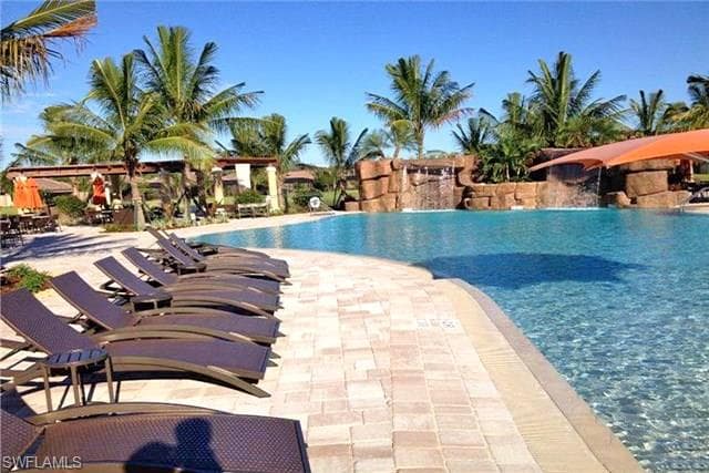 9560 Trevi CT 4816-22