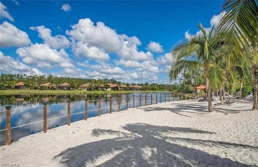 9560 Trevi CT 4816-27