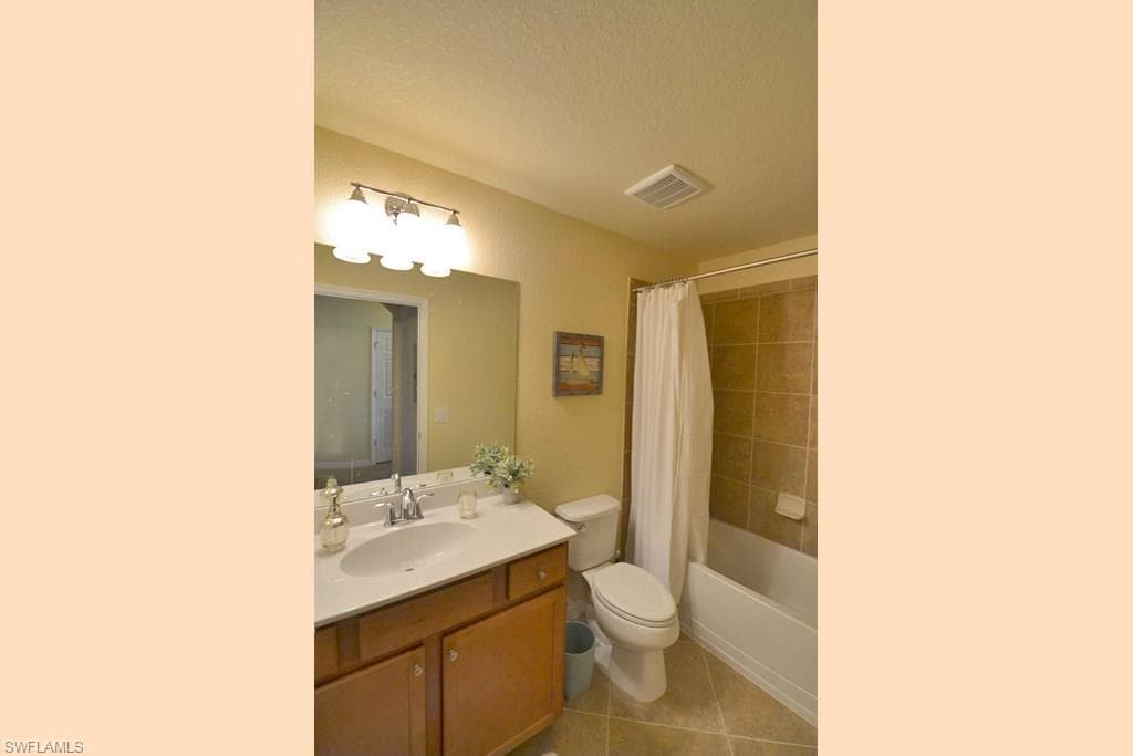 9560 Trevi CT 4816-17