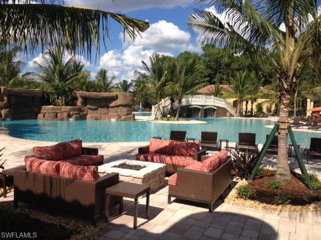9560 Trevi CT 4816-28