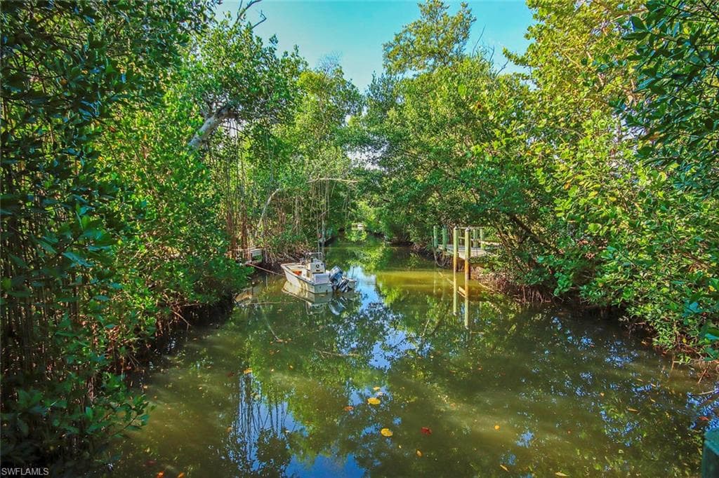 561 Periwinkle WAY F3-19