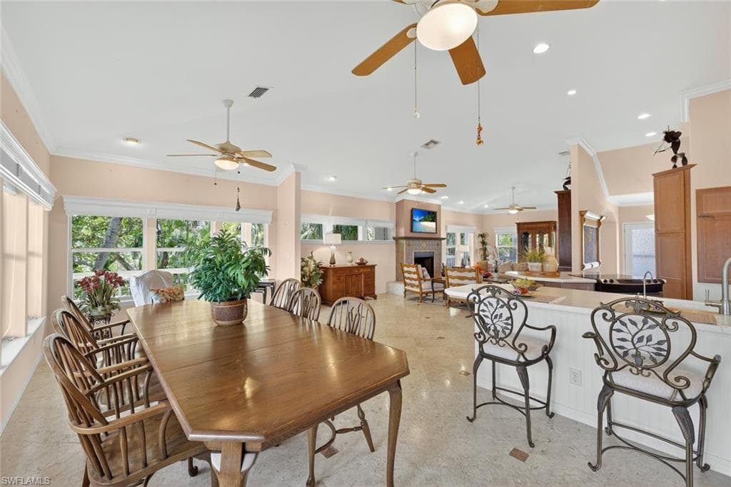6120 Henderson RD-10