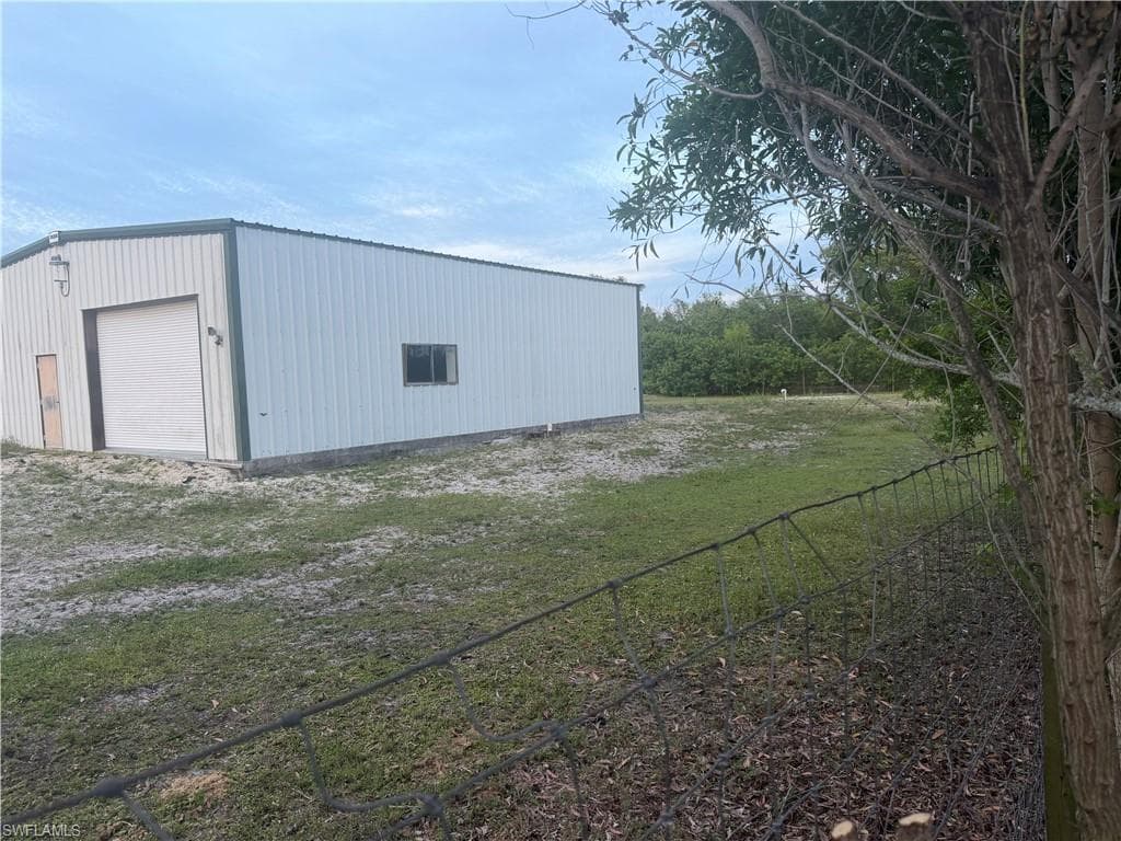 16160 Saddlewood LN-3