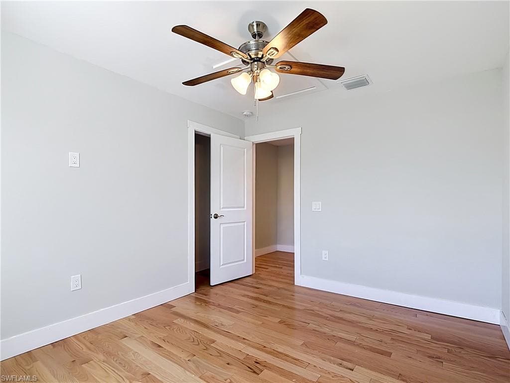 8831 Woodgate DR-34