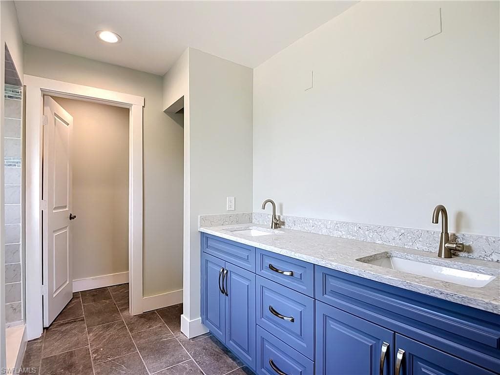 8831 Woodgate DR-28