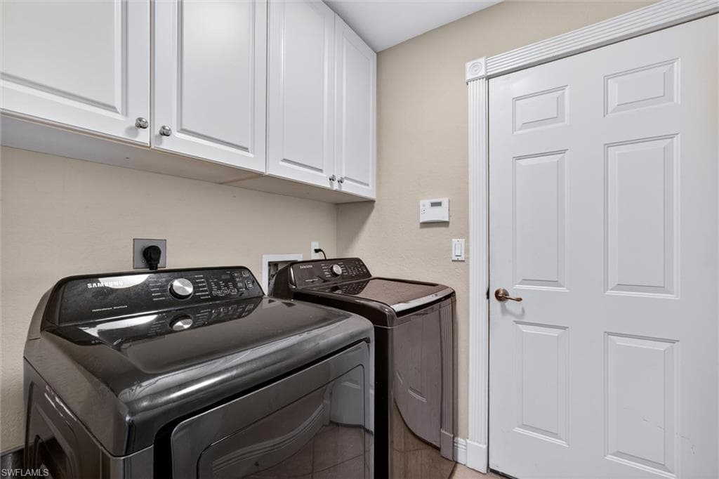 9377 Scarlette Oak AVE-15