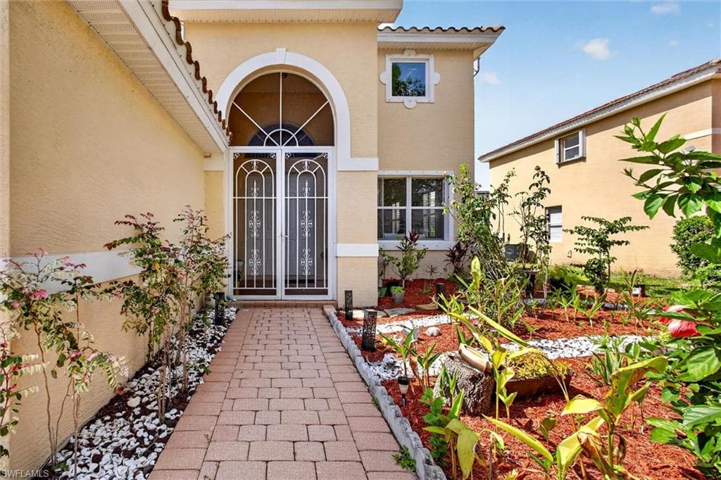 9377 Scarlette Oak AVE-2