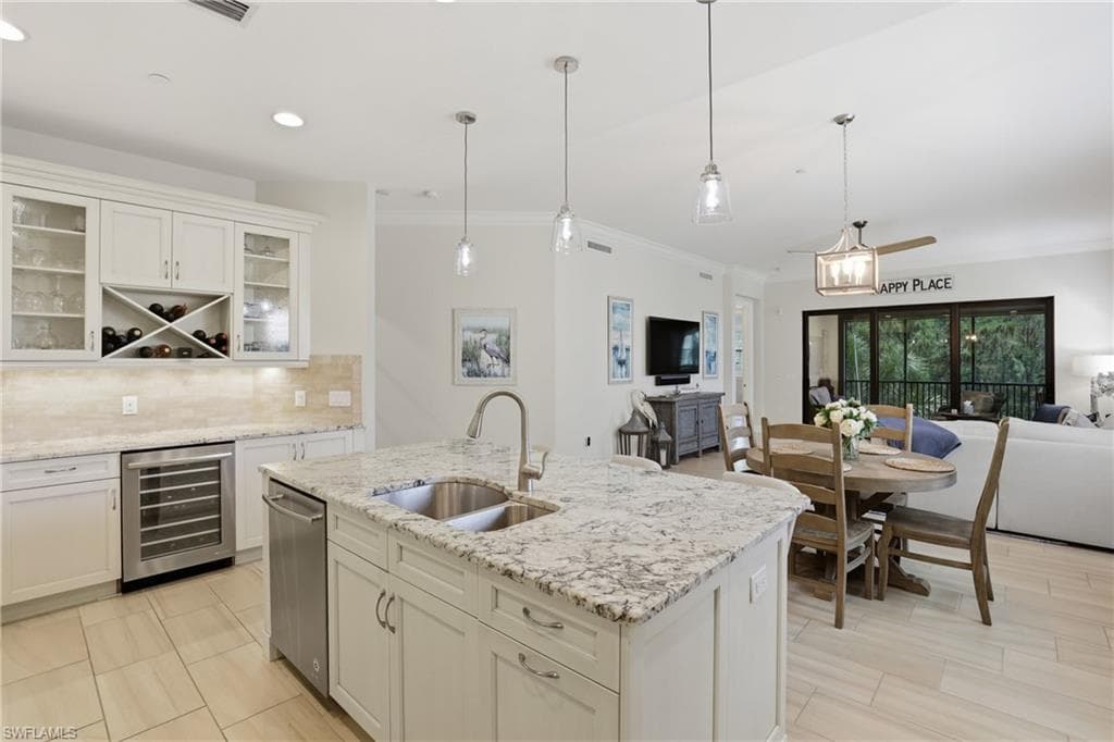 16378 Viansa WAY 202-3
