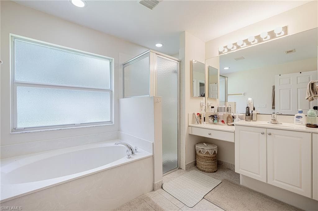 2305 Summersweet DR-15