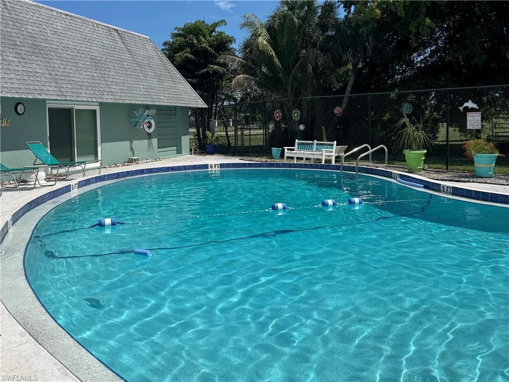 181 Grassy Key LN 49-15