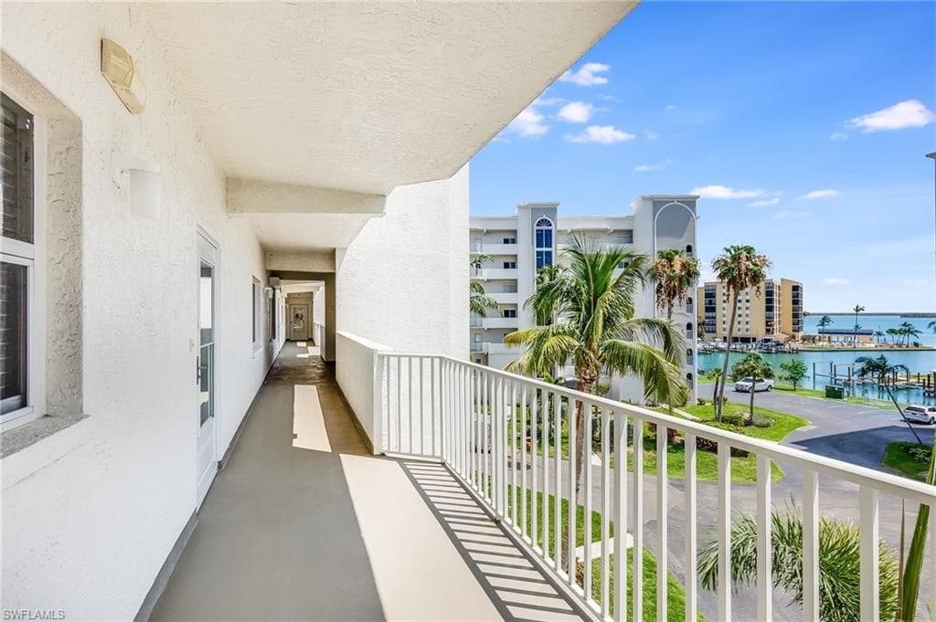 4351 Bay Beach LN 332-23