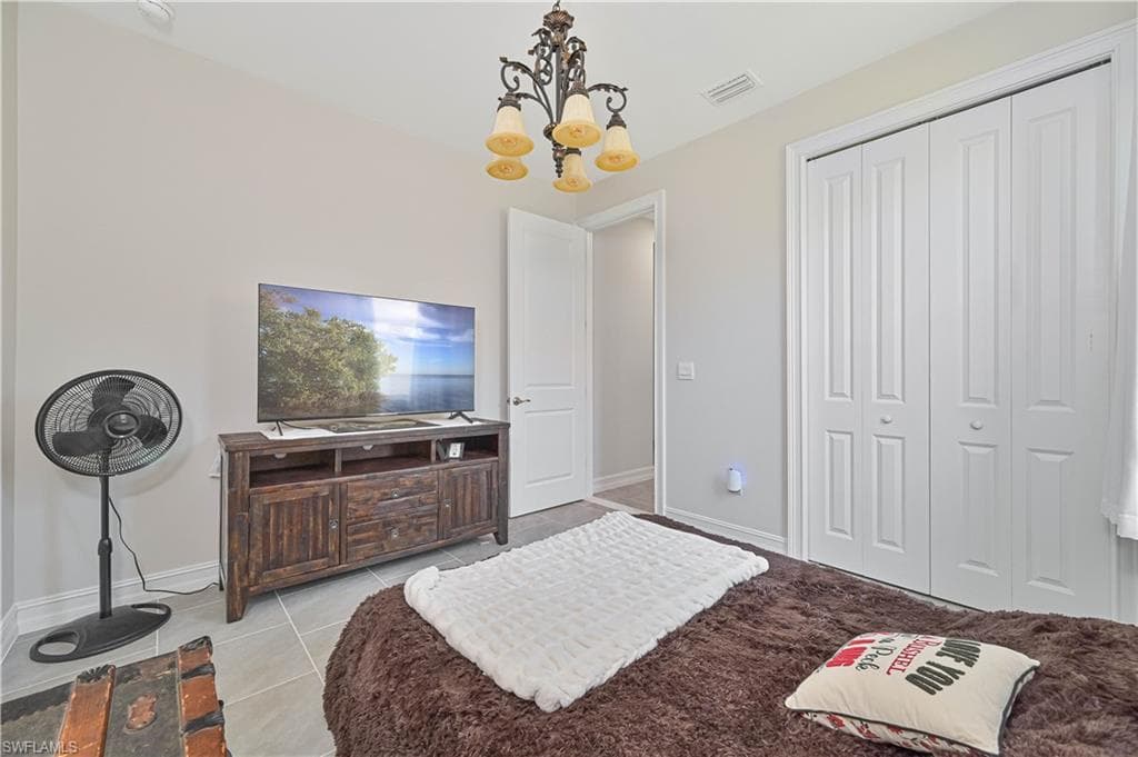 18237 Everson Miles CIR-25