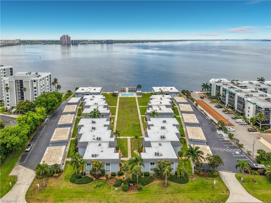 3358 N Key DR 2-41