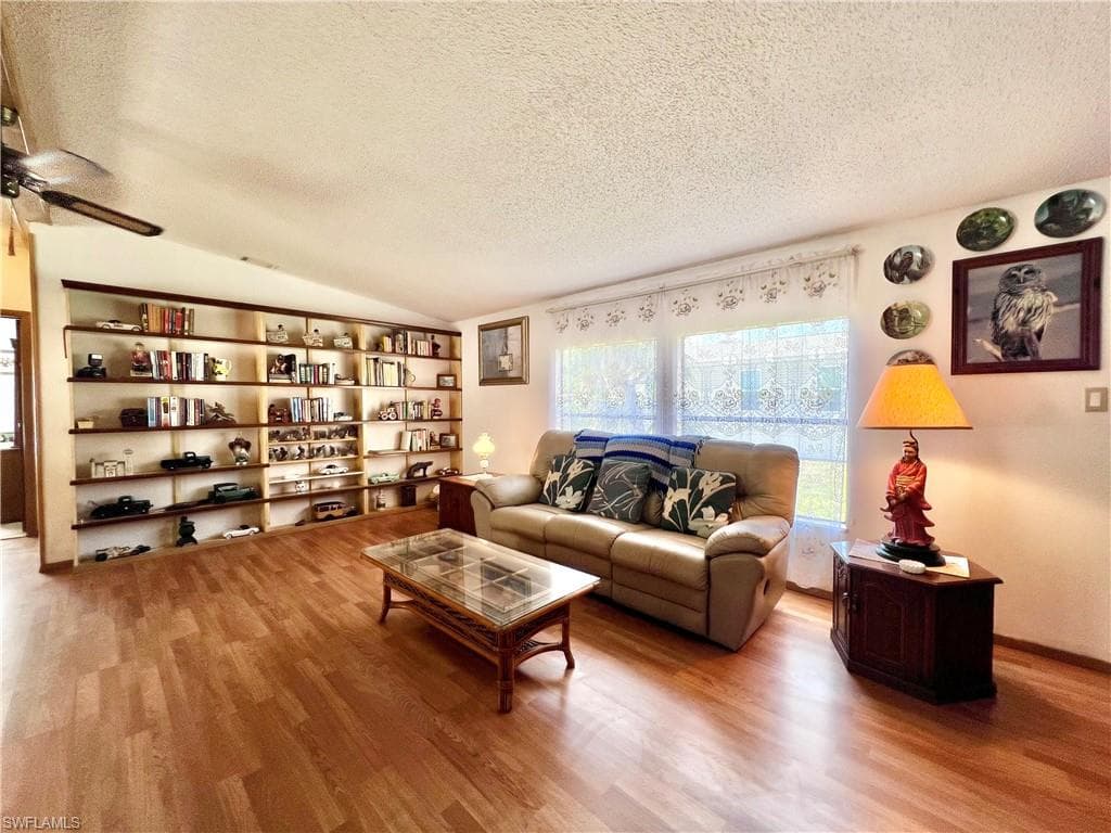 573 Cape Florida LN-11