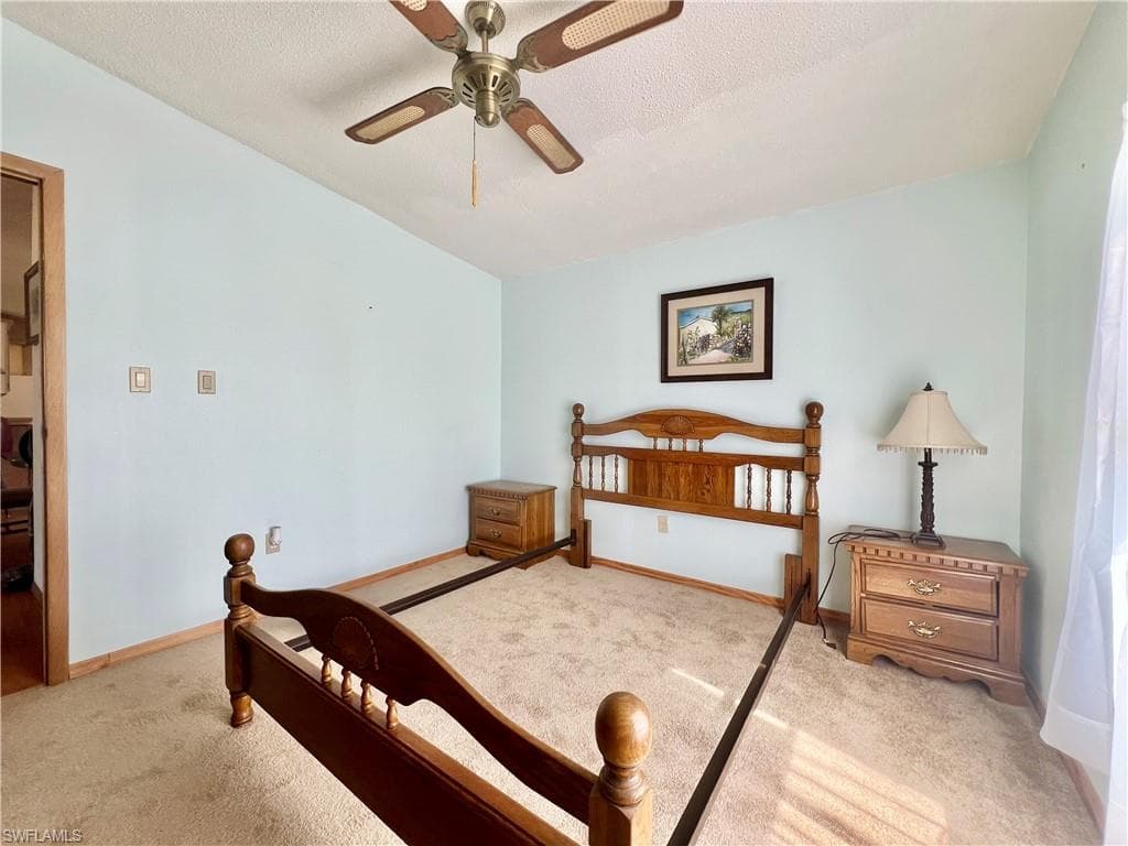 573 Cape Florida LN-20