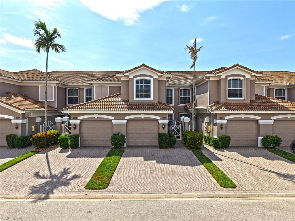 10015 Sky View WAY 1605-1