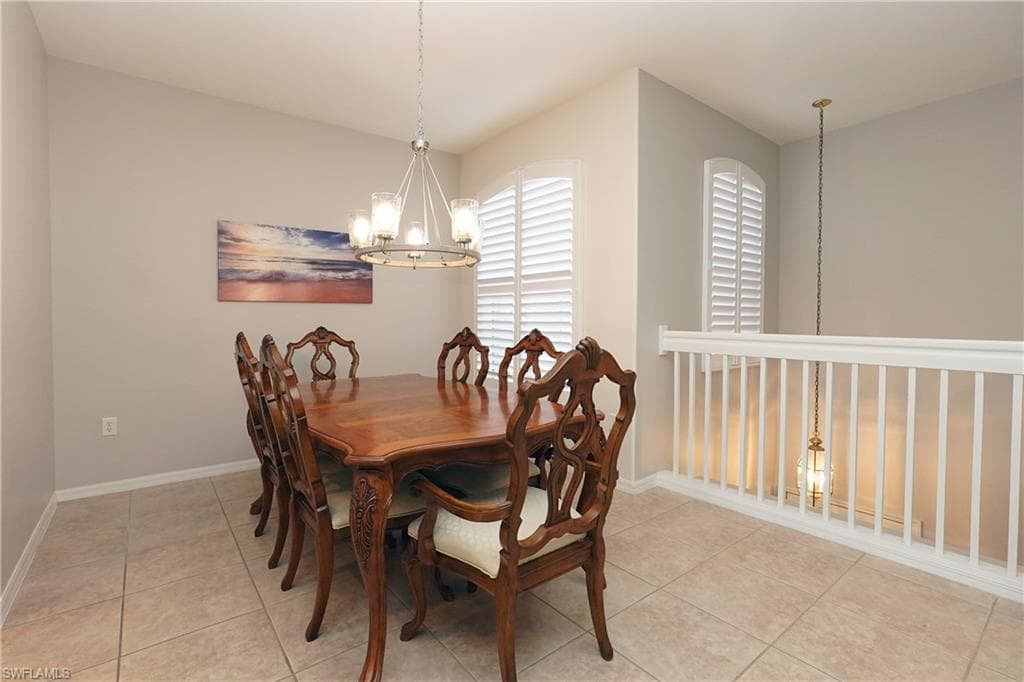 10015 Sky View WAY 1605-15
