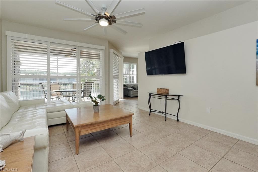 10015 Sky View WAY 1605-4