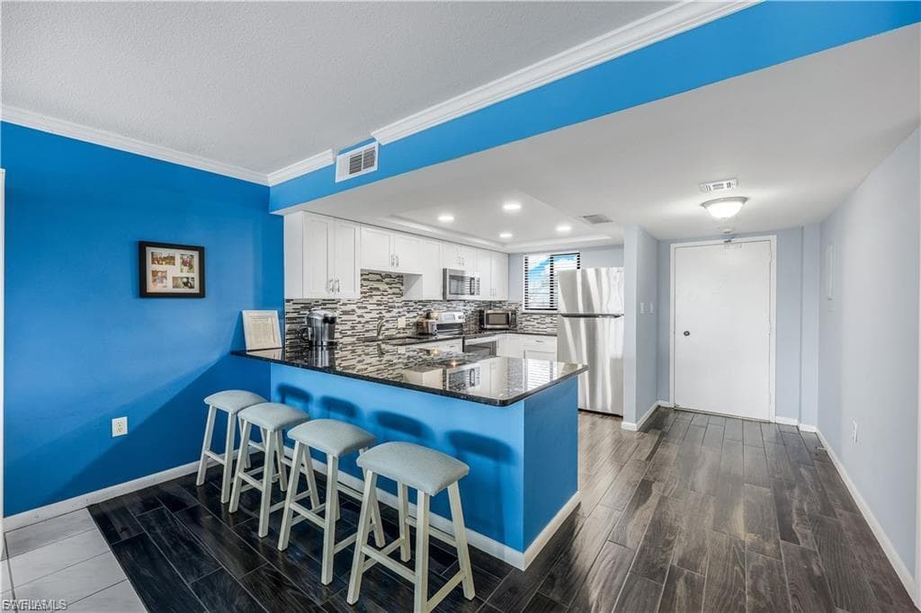4260 SE 20th PL 206-4