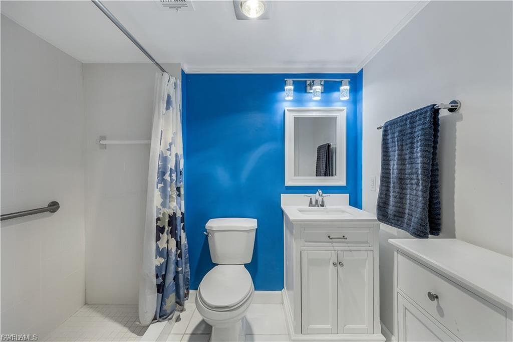 4260 SE 20th PL 206-8
