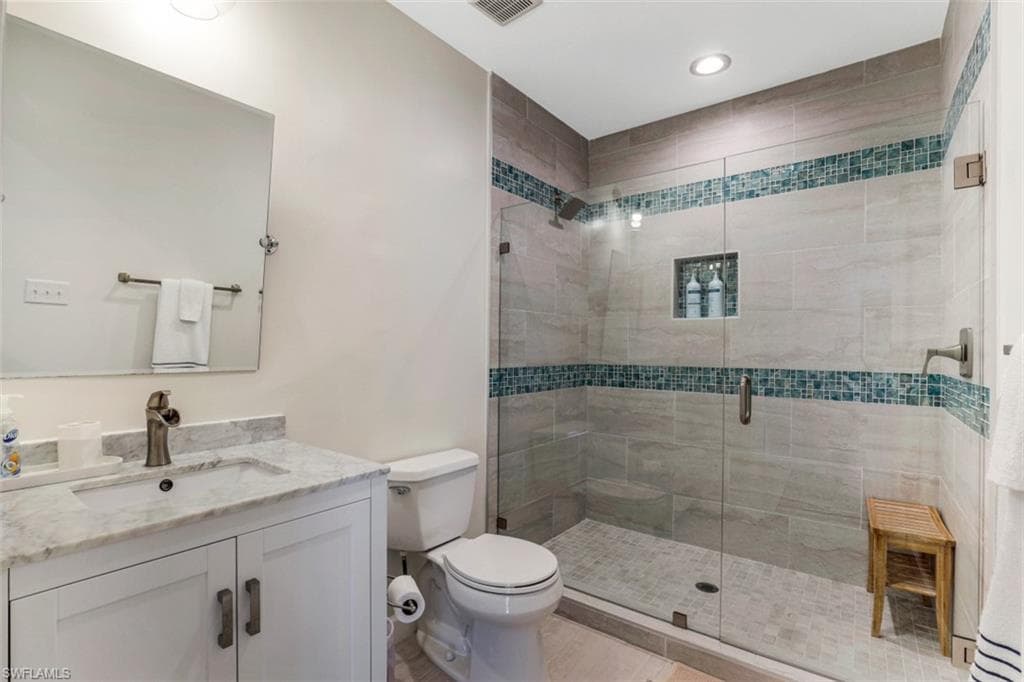 739 7th AVE N-27