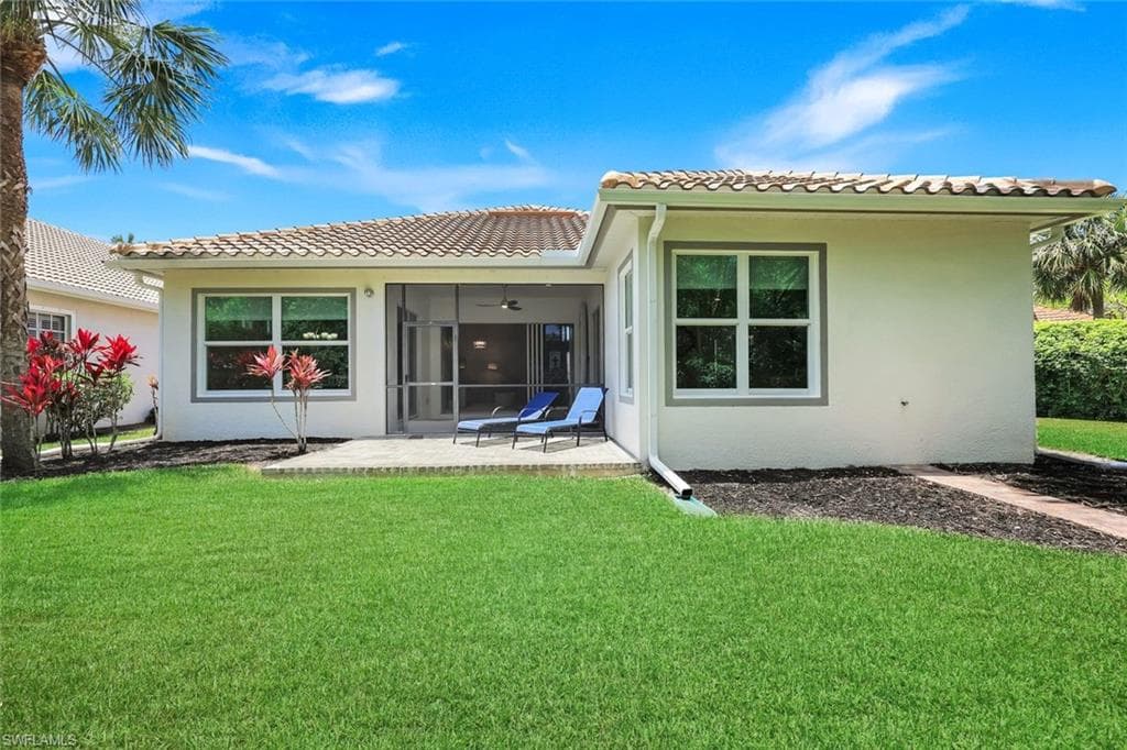 16221 Parque LN-19