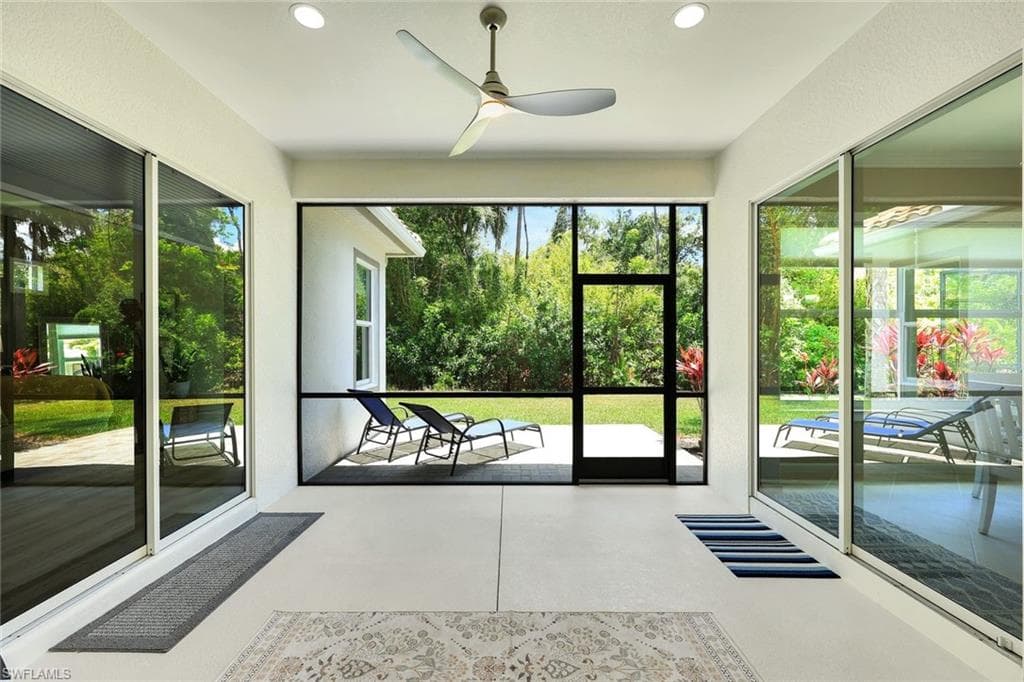 16221 Parque LN-18