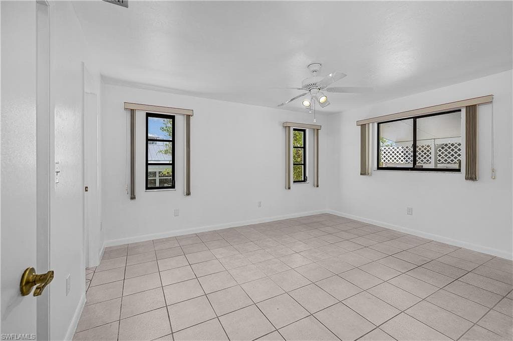 16201 Porto Bello ST-22