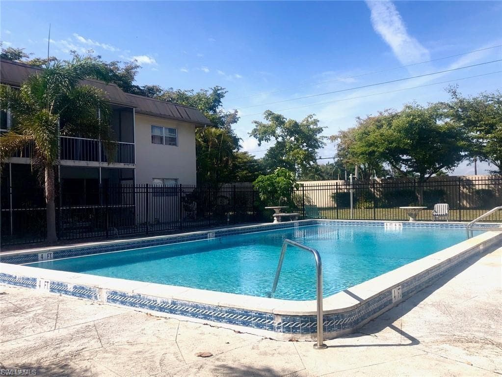 1560 Colonial BLVD 136-14