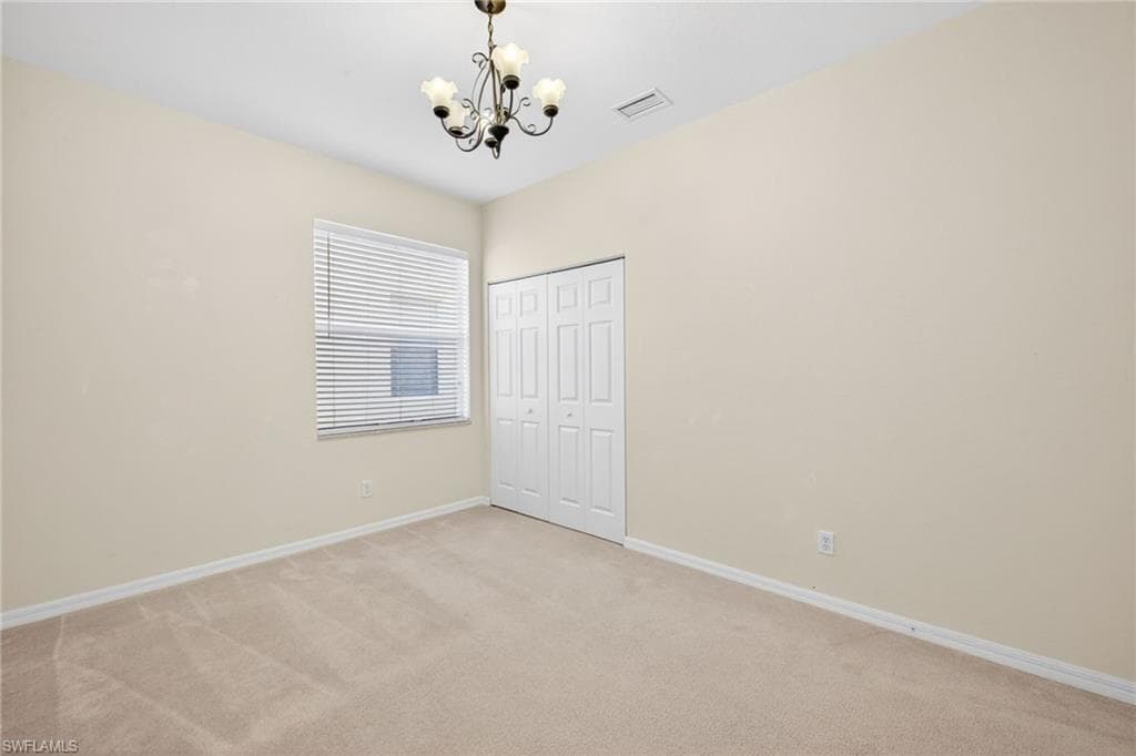 8369 Sumner AVE-22