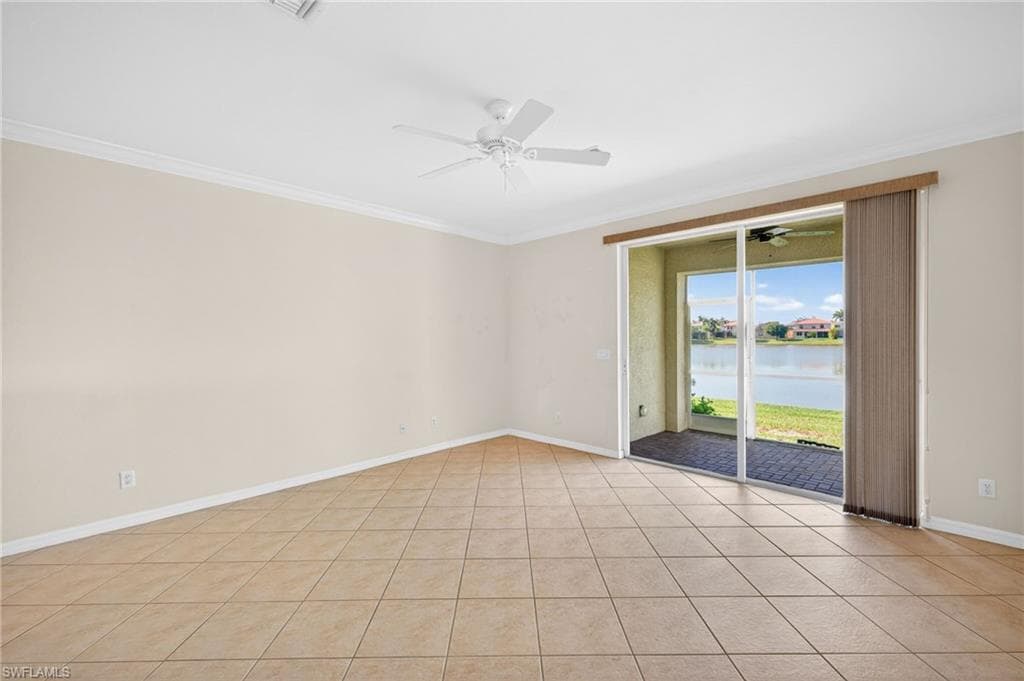 8369 Sumner AVE-12
