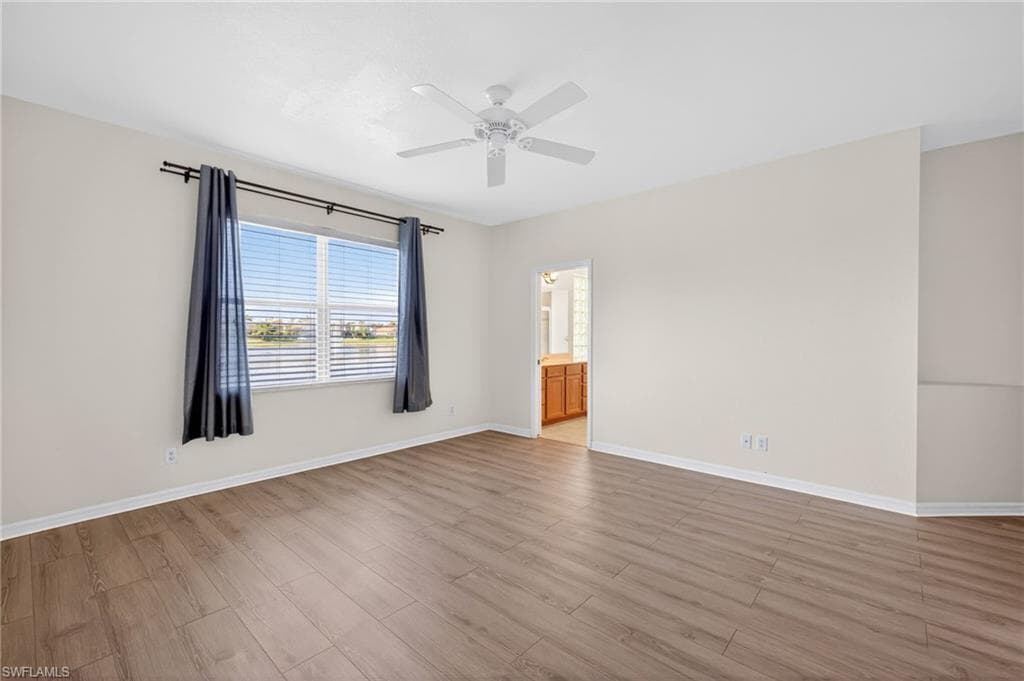 8369 Sumner AVE-18