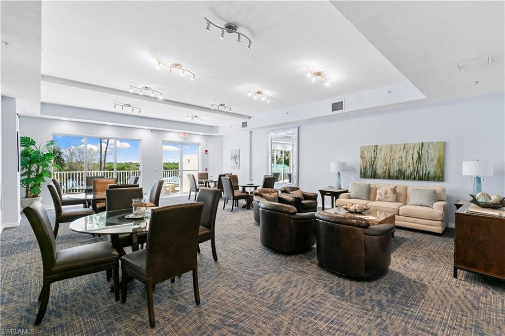 4141 Bay Beach LN 4P3-28