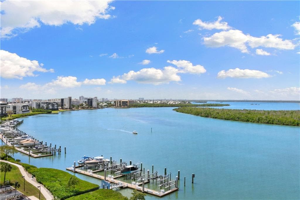 4141 Bay Beach LN 4P3-24