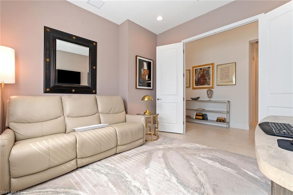 12377 Dahlia CT-15